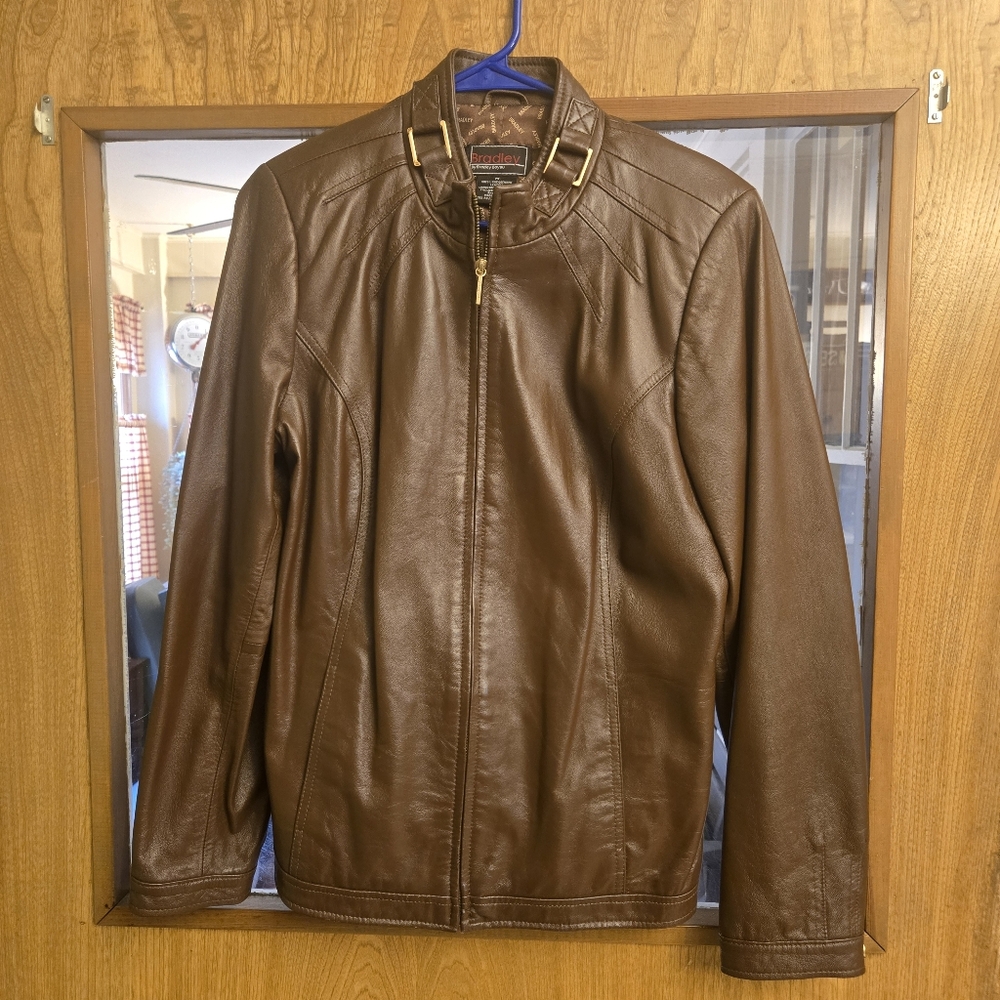 Bradley Bayou Genuine Brown Leather Coat Lined Soft Sz Medium Chic Lightweight